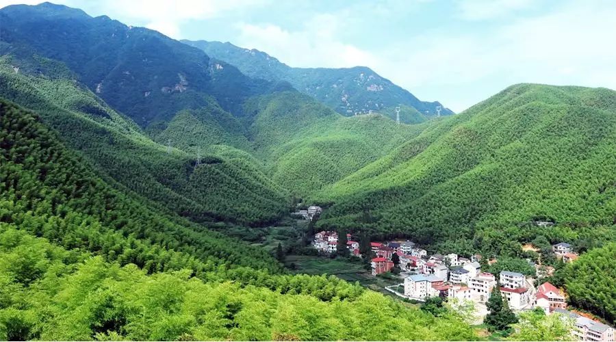 【4天五一小長(zhǎng)假攻略】-西尼機(jī)電預(yù)祝各位“五一勞動(dòng)節(jié)”快樂(lè)！