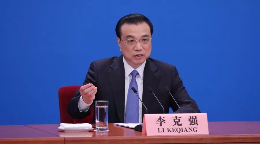 國務院常務會議部署推進城鎮(zhèn)老舊小區(qū)改造，有條件的可加裝電梯！