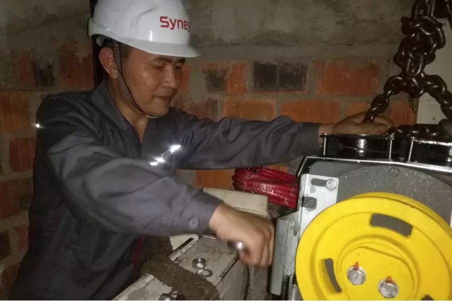 炎炎夏日：高溫下的堅守—《電梯人倡議書》，幫忙傳遞一下,一位也行!